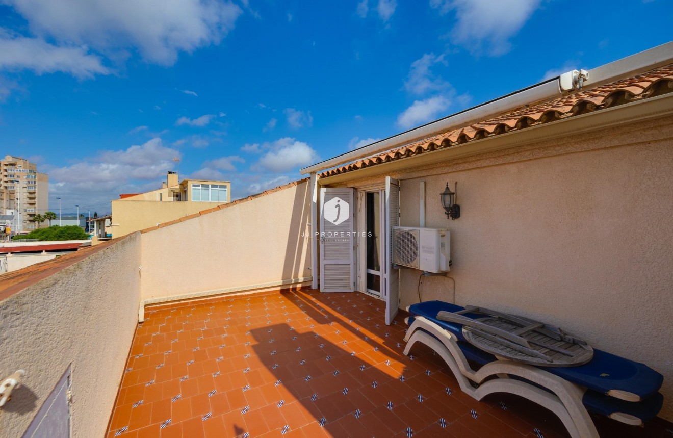 Segunda mano - Villa -
Torrevieja - aguas nuevas