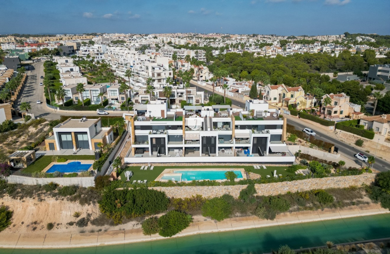 Segunda mano - Ático -
Orihuela Costa - Costa Blanca