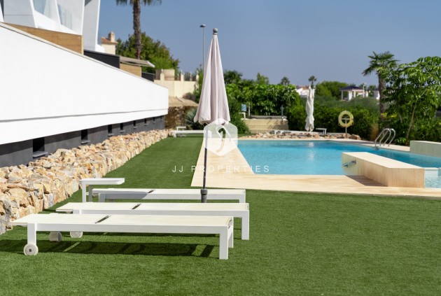 Segunda mano - Ático -
Orihuela Costa - Costa Blanca