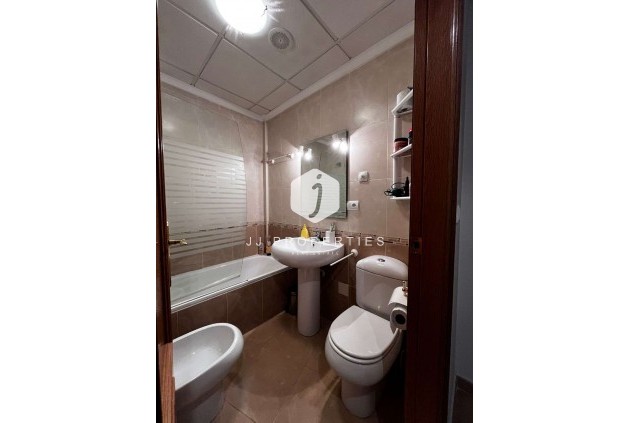 Tweedehands - Appartement / flat -
Torrevieja - Costa Blanca