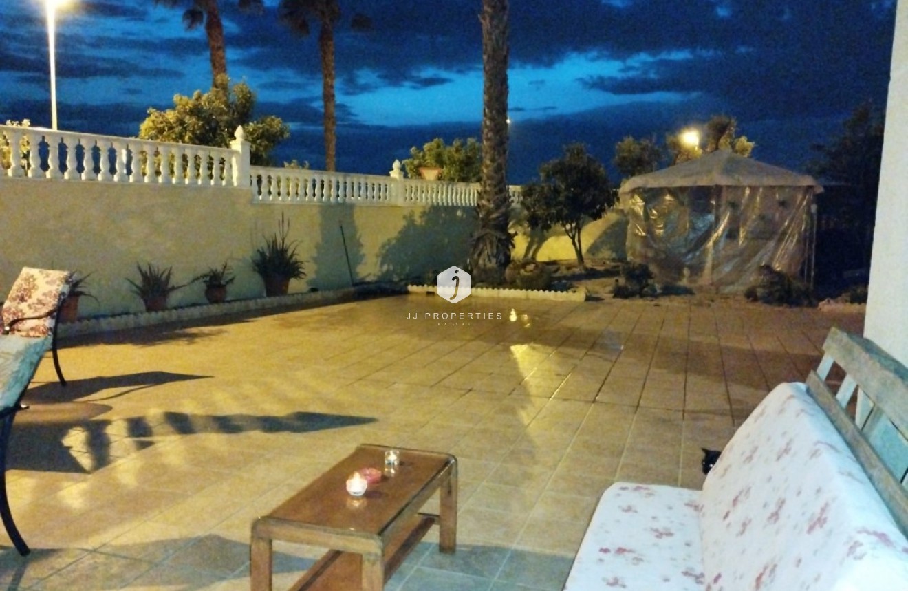 Segunda mano - Villa -
Torrevieja - Costa Blanca