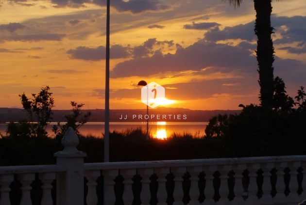 Segunda mano - Villa -
Torrevieja - Costa Blanca