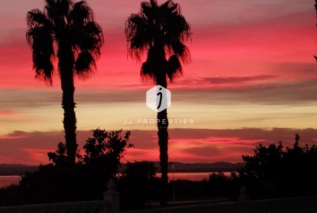 Segunda mano - Villa -
Torrevieja - Costa Blanca