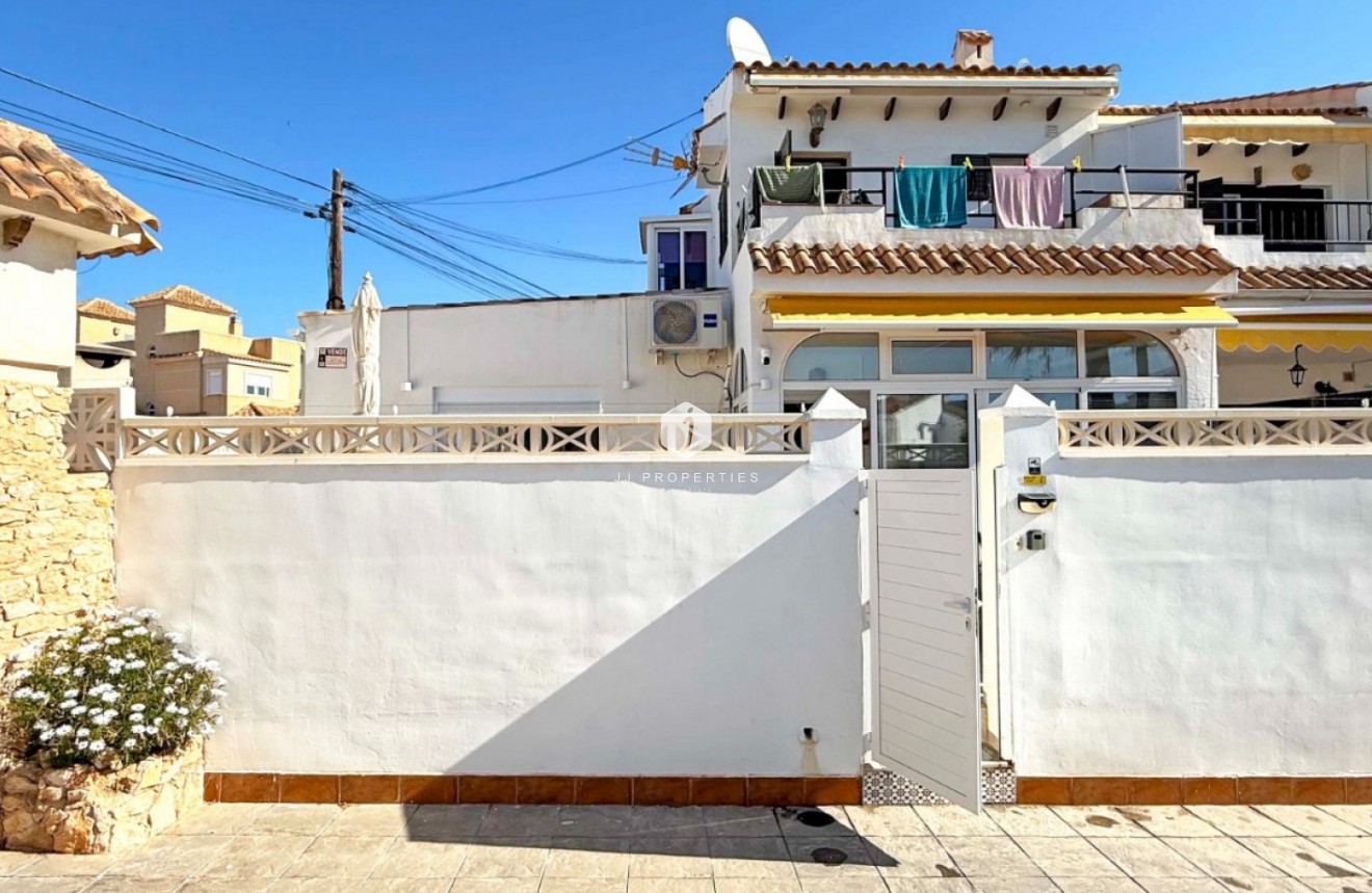 Segunda mano - Bungalow -
Torrevieja - Costa Blanca