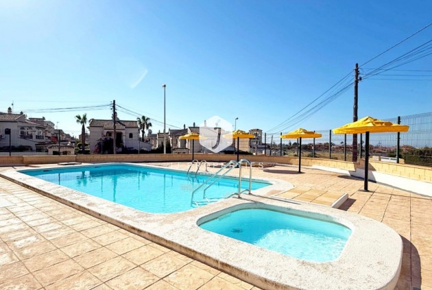 Segunda mano - Bungalow -
Torrevieja - Costa Blanca