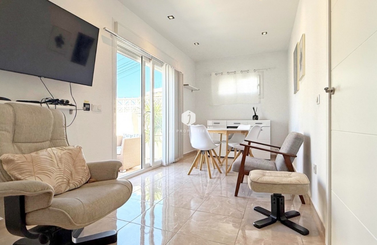Segunda mano - Bungalow -
Torrevieja - Costa Blanca