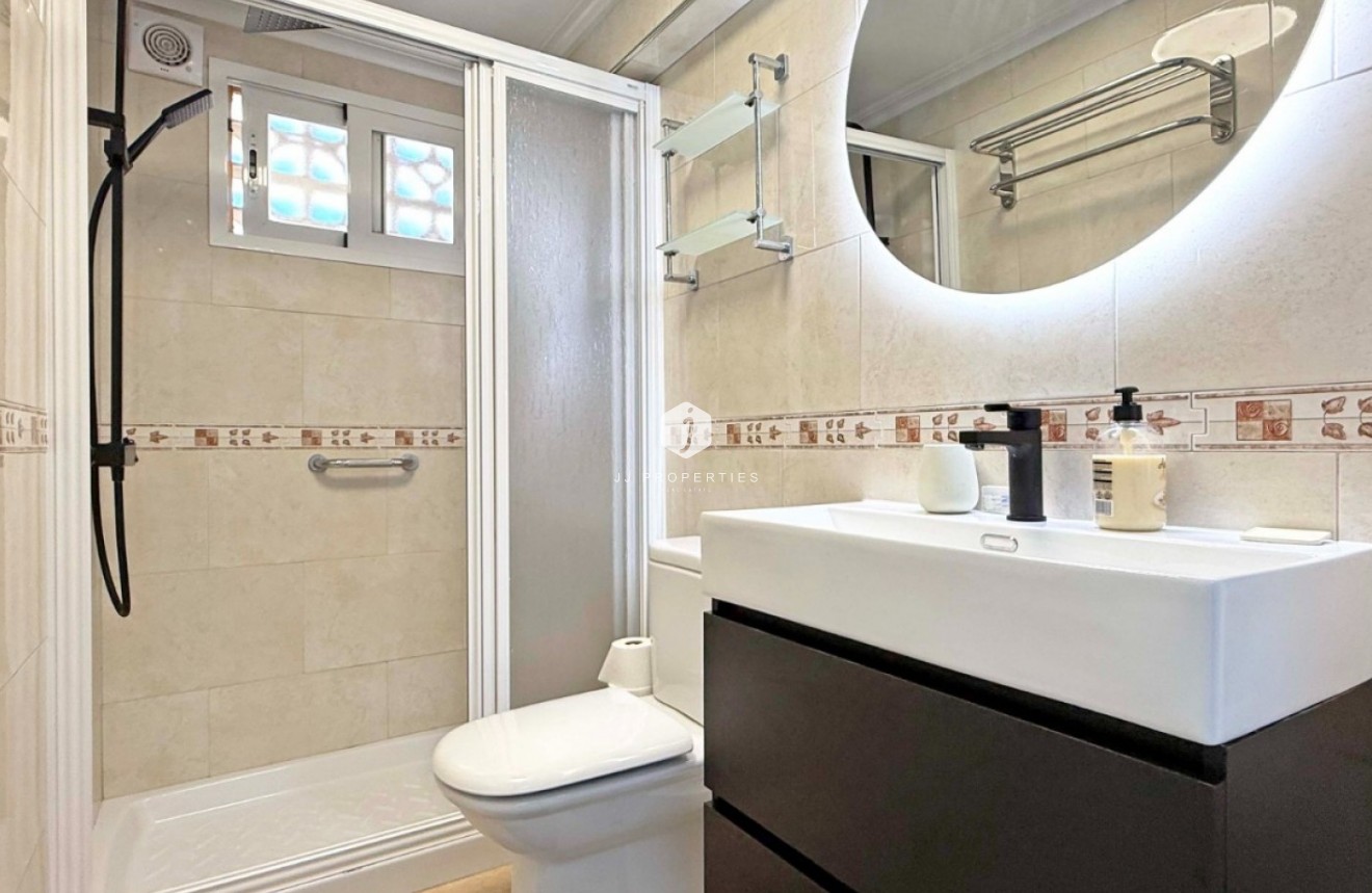 Segunda mano - Bungalow -
Torrevieja - Costa Blanca