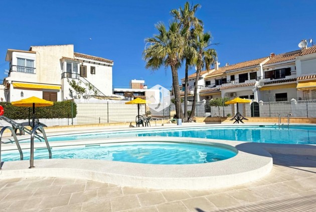 Segunda mano - Bungalow -
Torrevieja - Costa Blanca