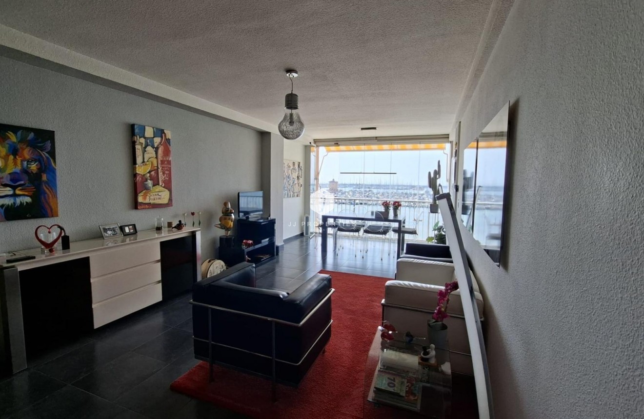Segunda mano - Apartamento / piso -
Torrevieja - Acequion