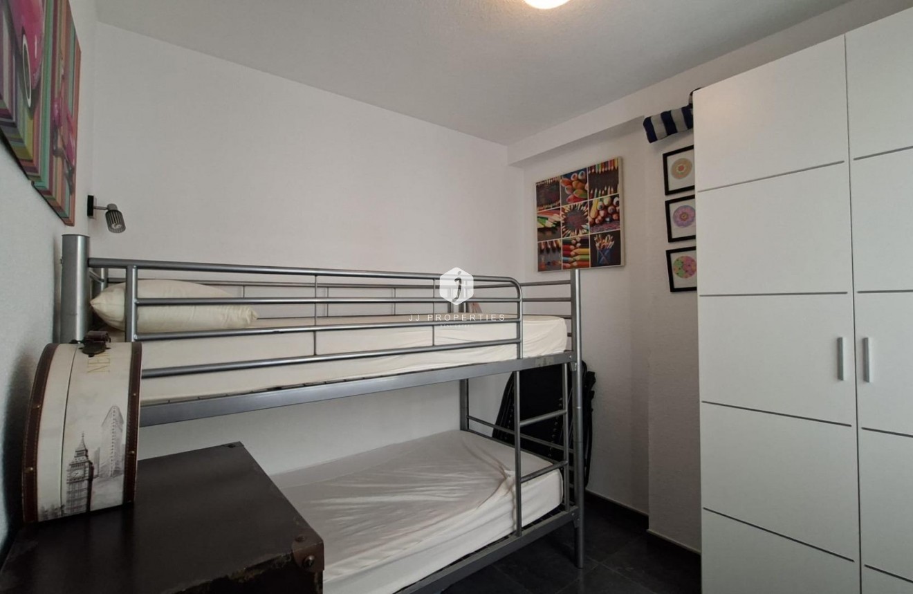 Segunda mano - Apartamento / piso -
Torrevieja - Acequion