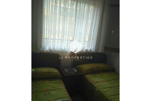 Segunda mano - Chalet -
Torrevieja - Los Europeos