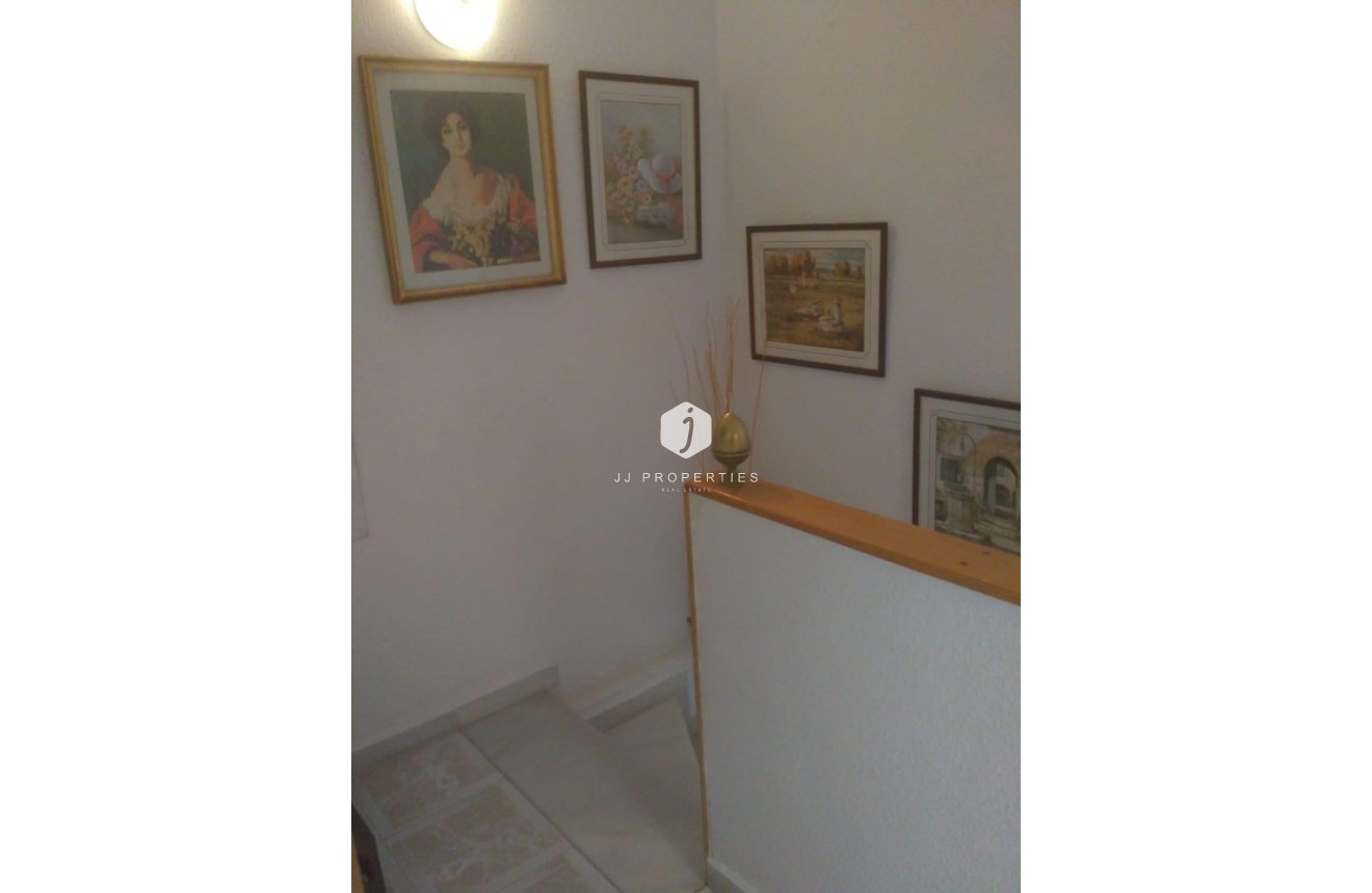 Segunda mano - Chalet -
Torrevieja - Los Europeos