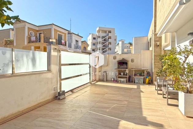 Z drugiej ręki - Villa -
Orihuela Costa - Costa Blanca