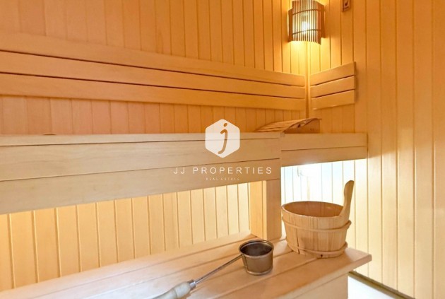 Z drugiej ręki - Villa -
Orihuela Costa - Costa Blanca