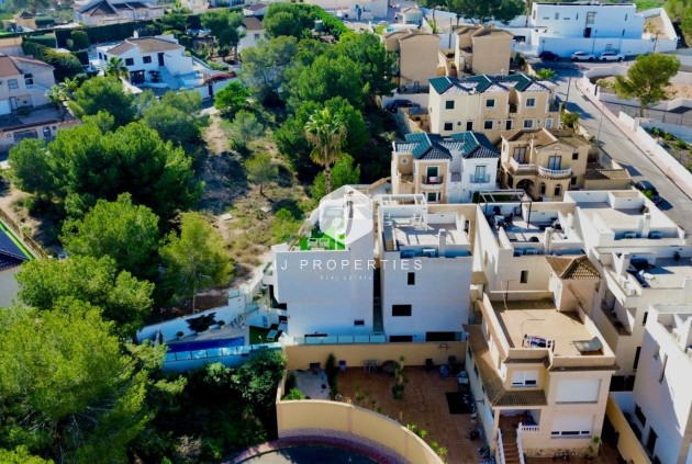 Z drugiej ręki - Villa -
Orihuela Costa - Costa Blanca