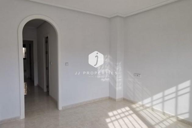 Aus zweiter Hand - Wohnung -
Orihuela Costa - Costa Blanca