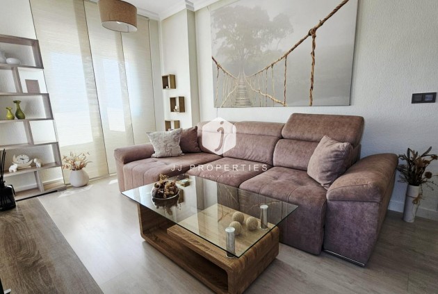 Segunda mano - Apartamento / piso -
Torrevieja - Nueva Torrevieja