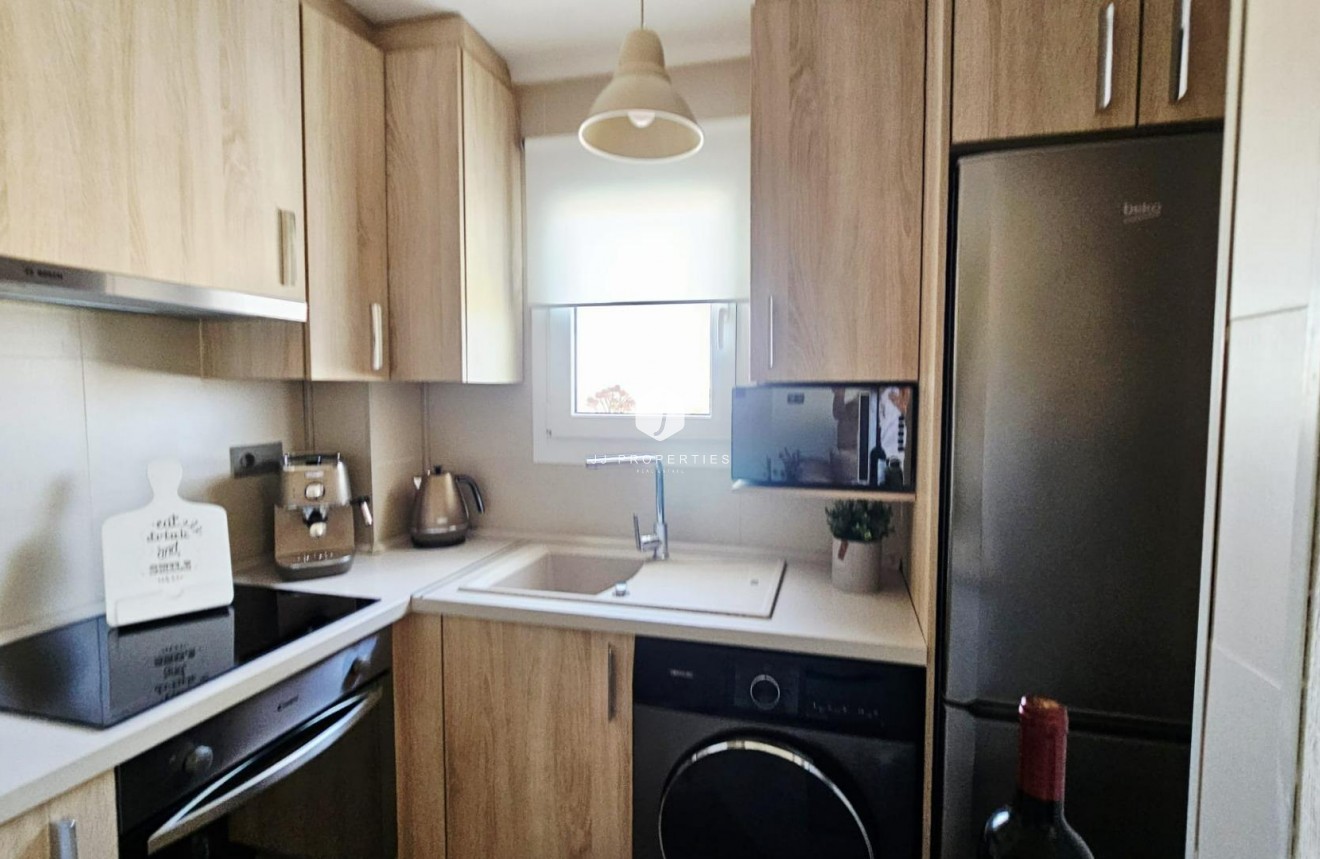 Segunda mano - Apartamento / piso -
Torrevieja - Nueva Torrevieja