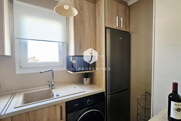 Segunda mano - Apartamento / piso -
Torrevieja - Nueva Torrevieja