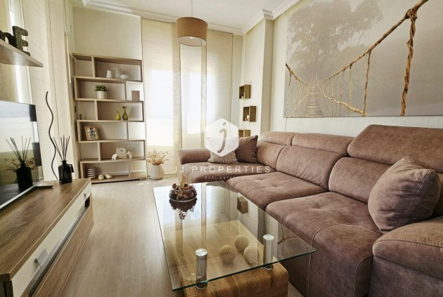 Segunda mano - Apartamento / piso -
Torrevieja - Nueva Torrevieja