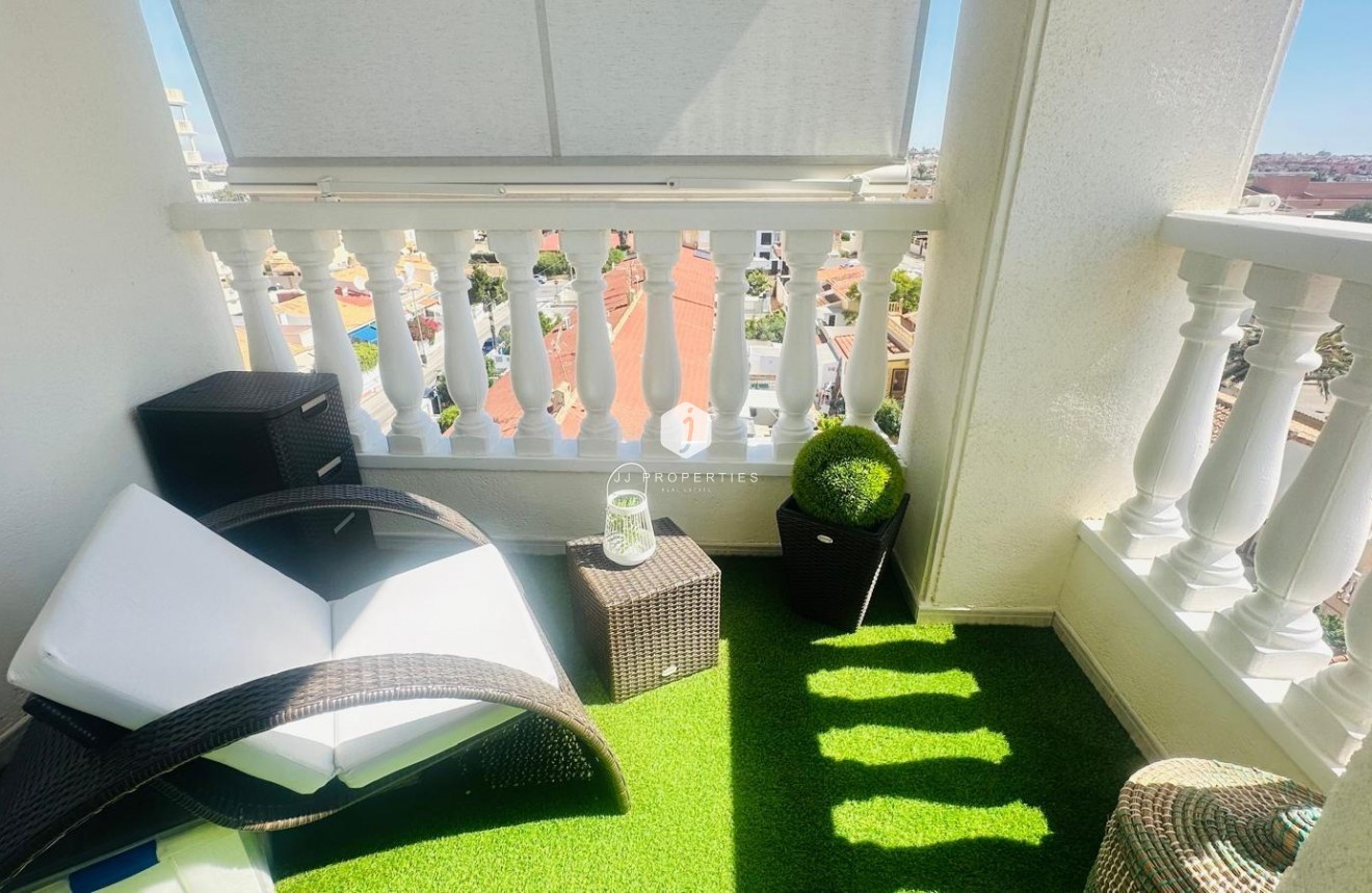 Segunda mano - Apartamento / piso -
Torrevieja - Nueva Torrevieja