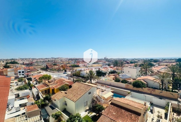 Segunda mano - Apartamento / piso -
Torrevieja - Nueva Torrevieja