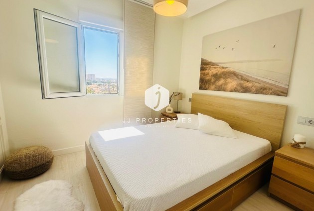 Segunda mano - Apartamento / piso -
Torrevieja - Nueva Torrevieja