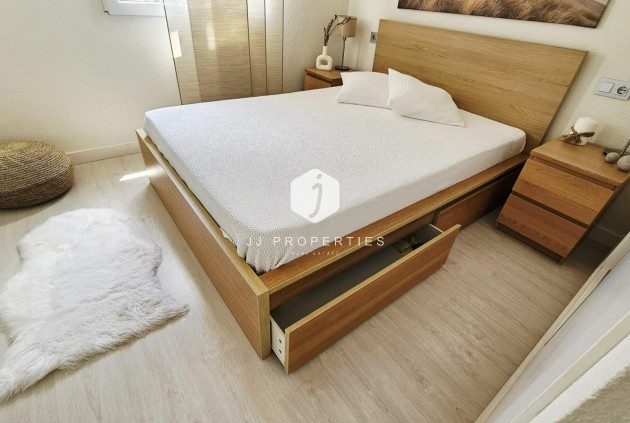 Segunda mano - Apartamento / piso -
Torrevieja - Nueva Torrevieja