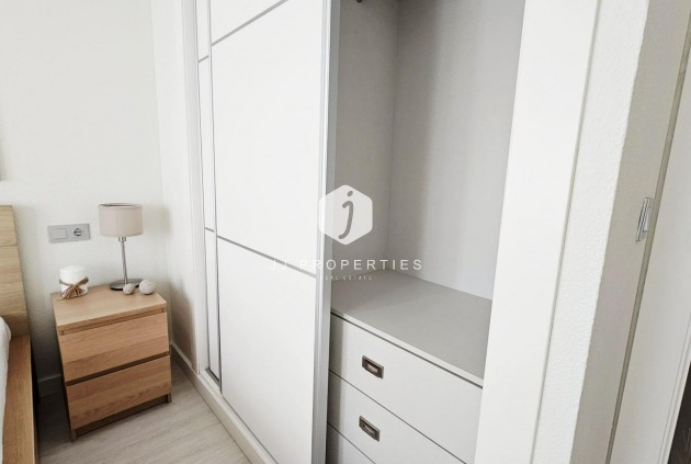 Segunda mano - Apartamento / piso -
Torrevieja - Nueva Torrevieja