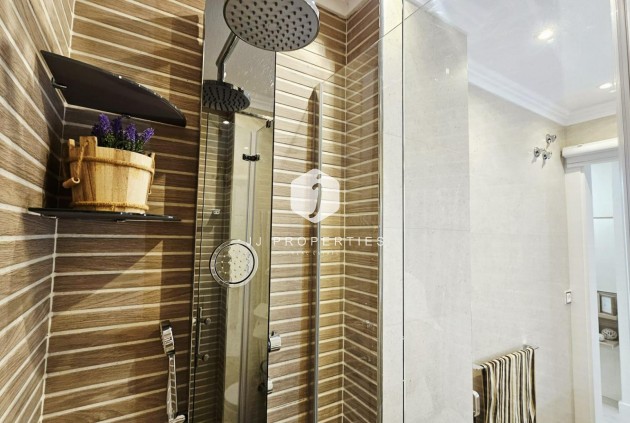 Segunda mano - Apartamento / piso -
Torrevieja - Nueva Torrevieja