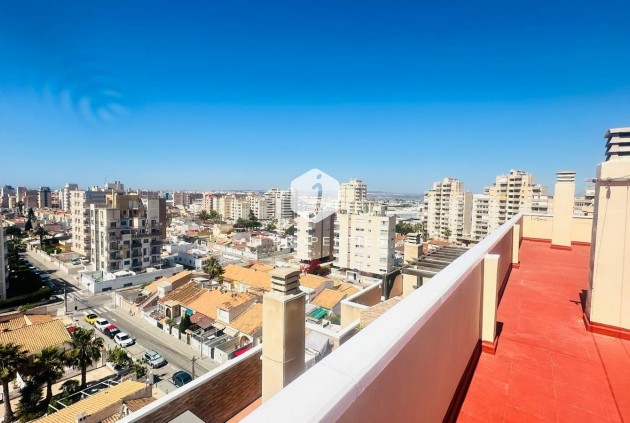 Segunda mano - Apartamento / piso -
Torrevieja - Nueva Torrevieja