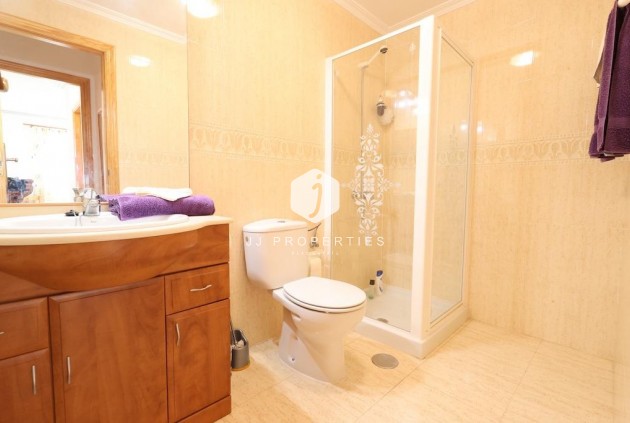 Tweedehands - Bungalow -
Orihuela Costa - Costa Blanca