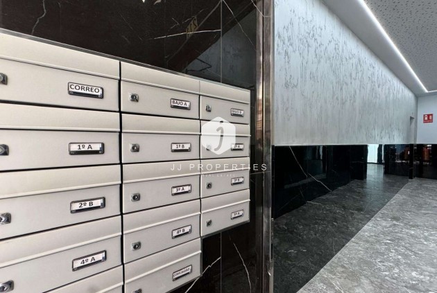 Segunda mano - Apartamento / piso -
Torrevieja - Costa Blanca