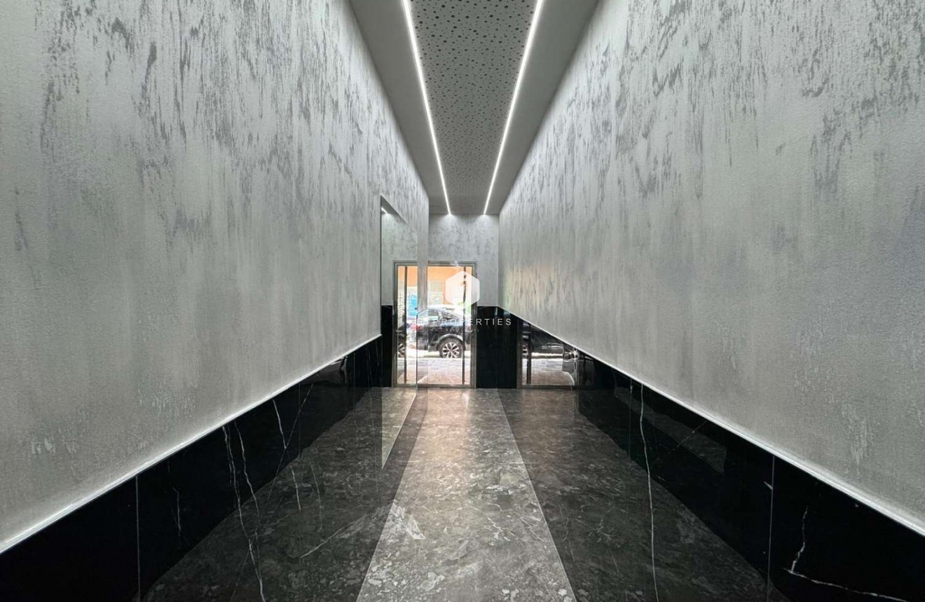 Segunda mano - Apartamento / piso -
Torrevieja - Costa Blanca