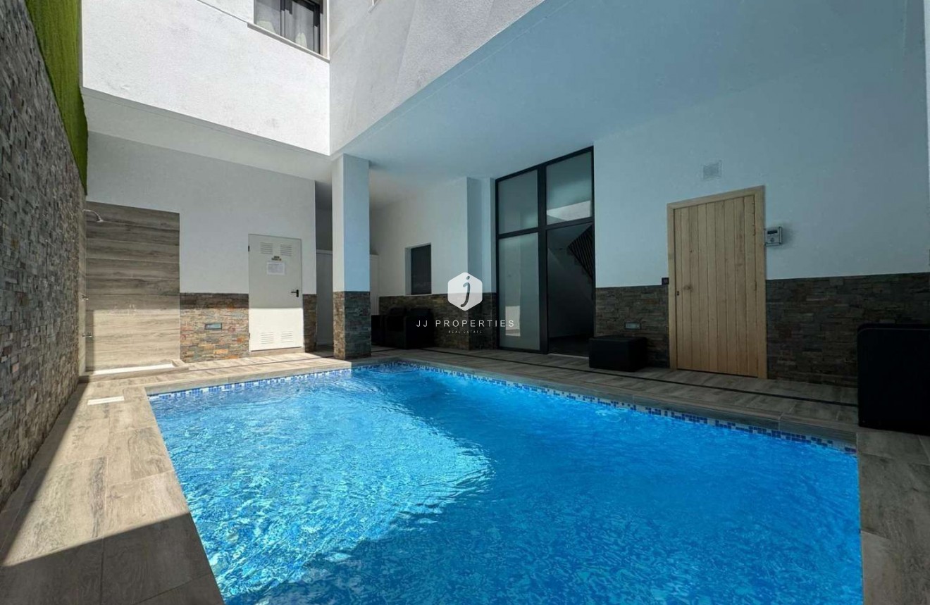 Segunda mano - Apartamento / piso -
Torrevieja - Costa Blanca