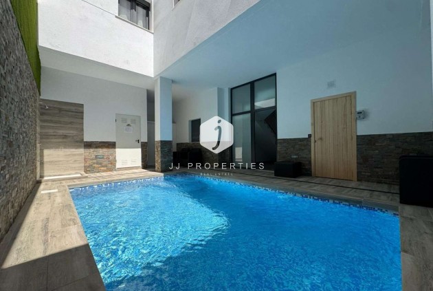 Segunda mano - Apartamento / piso -
Torrevieja - Costa Blanca