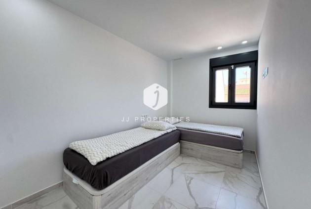 Segunda mano - Apartamento / piso -
Torrevieja - Costa Blanca