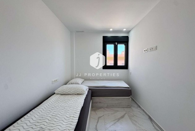 Segunda mano - Apartamento / piso -
Torrevieja - Costa Blanca