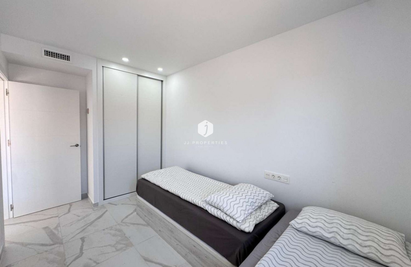 Segunda mano - Apartamento / piso -
Torrevieja - Costa Blanca