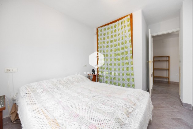 Segunda mano - Bungalow -
Torrevieja - Torre la mata