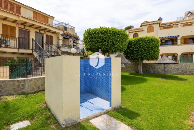 Segunda mano - Bungalow -
Torrevieja - Torre la mata