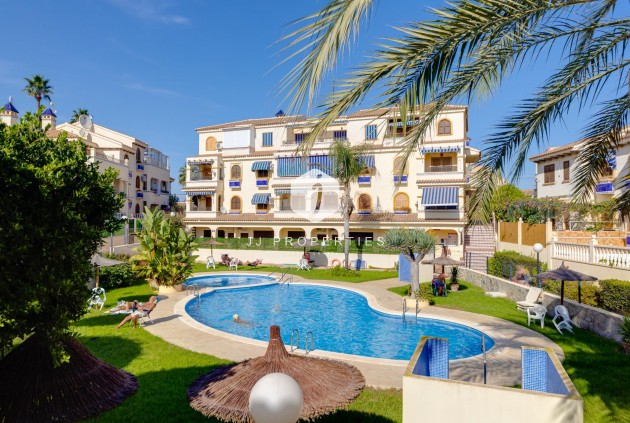 Segunda mano - Bungalow -
Torrevieja - Torre la mata