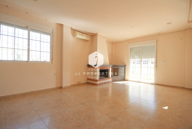 Segunda mano - Villa -
La Zenia - Costa Blanca