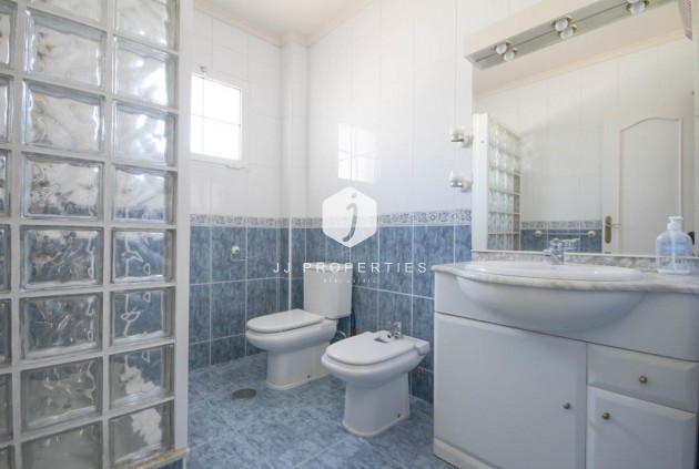 Segunda mano - Villa -
La Zenia - Costa Blanca