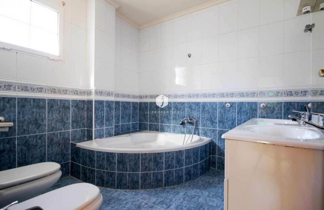 Segunda mano - Villa -
La Zenia - Costa Blanca