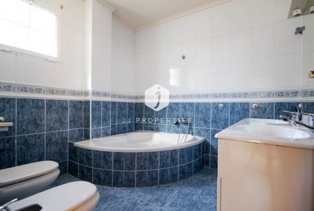 Segunda mano - Villa -
La Zenia - Costa Blanca