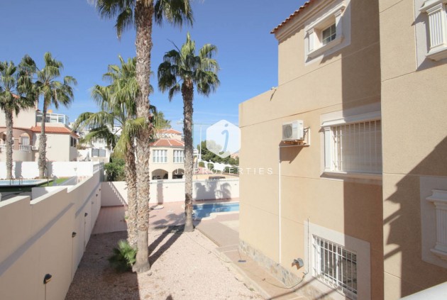Segunda mano - Villa -
La Zenia - Costa Blanca