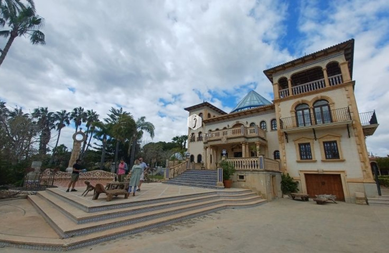 Segunda mano - Villa -
Orihuela Costa - Costa Blanca