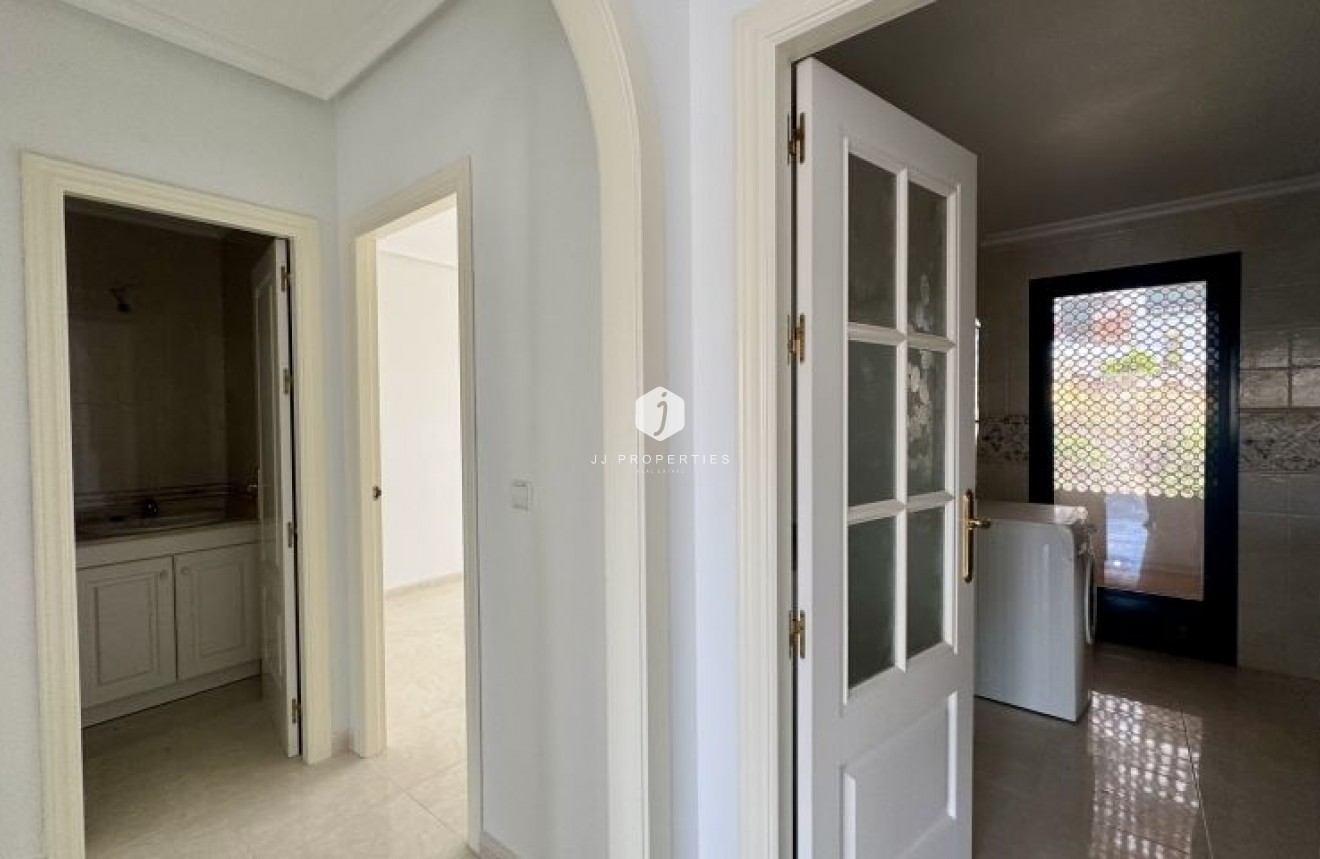 Segunda mano - Apartamento / piso -
Orihuela Costa - Costa Blanca