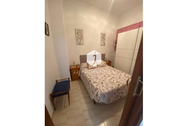 Segunda mano - Chalet -
Torrevieja - Centro